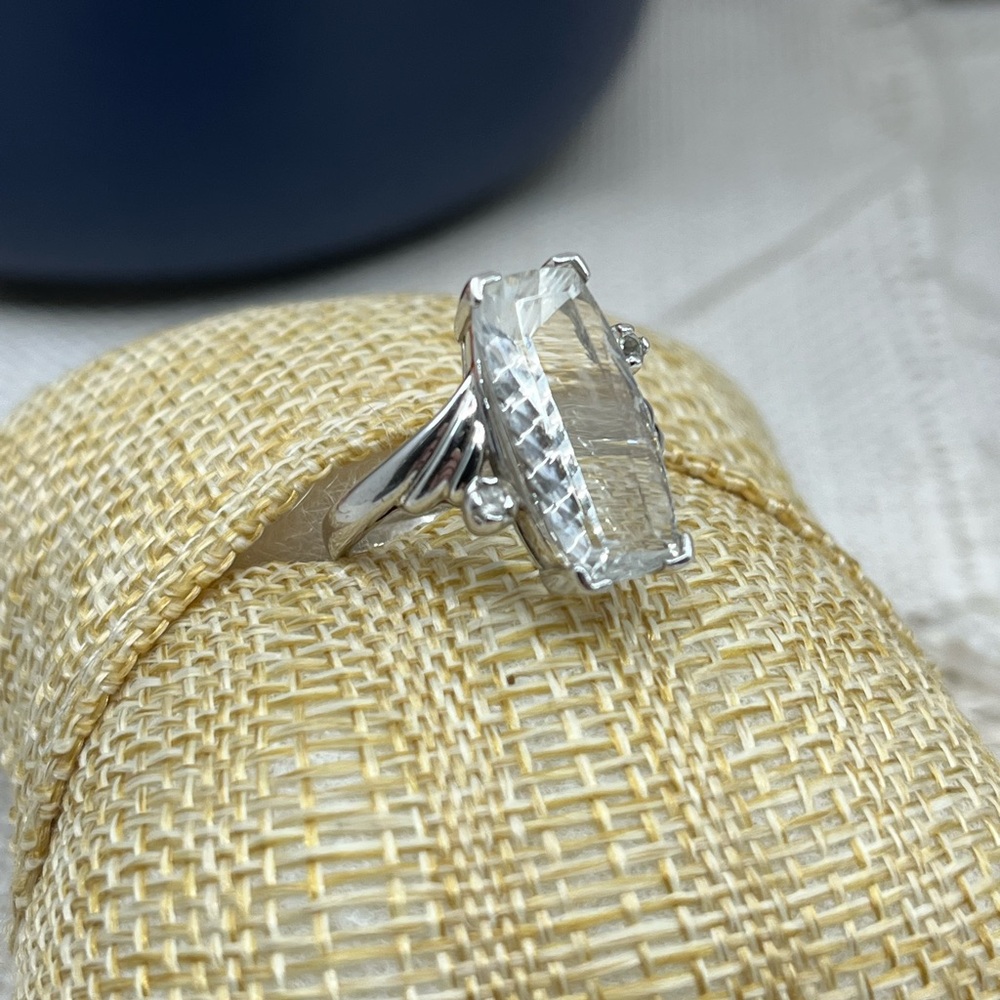 Vintage Estate Sterling Silver Faceted Emerald-Cut Statement Ring Size 7 - Picture 4 of 17